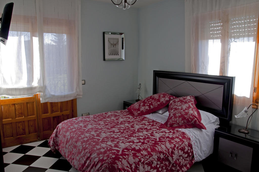 Hospederia Gemma Hotel La Lastrilla Szoba fotó